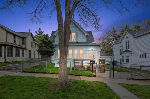 728 5th St E, Saint Paul, MN 55106