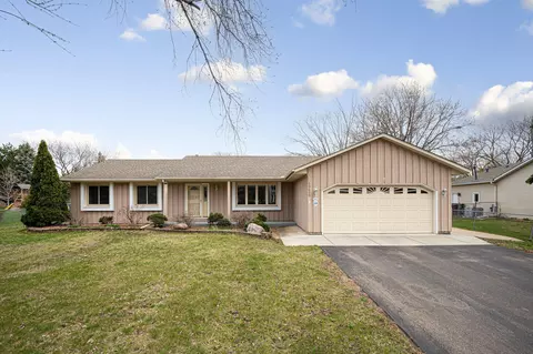 13605 Irving Ave S, Burnsville, MN 55337