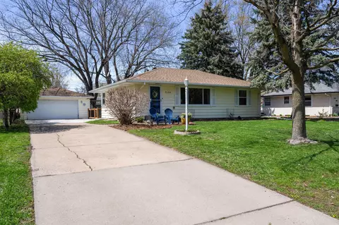 3108 Wilson St NE, Saint Anthony, MN 55418