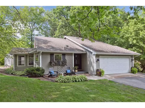 2771 Foxgate Dr, Minnetonka, MN 55305