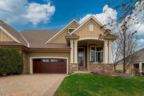8871 Lake Riley Dr, Chanhassen, MN 55317