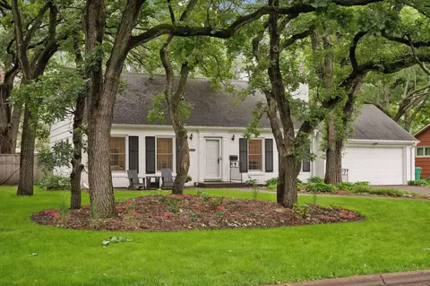 8131 Westwood Hills Dr, Saint Louis Park, MN 55426