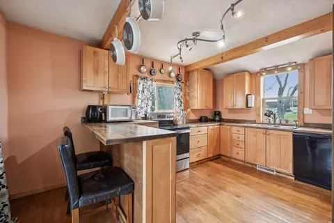 Kitchen - 305 3rd Ave SE, Milaca, MN 56353 photo 1 of 3