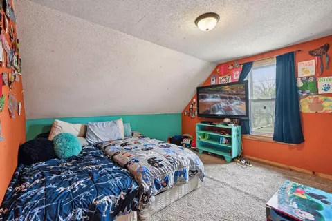 Bedroom - 305 3rd Ave SE, Milaca, MN 56353 photo 4 of 5