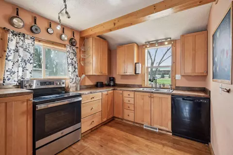 Kitchen - 305 3rd Ave SE, Milaca, MN 56353 photo 2 of 3