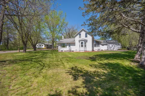 420 Upland Ave NW, Elk River, MN 55330