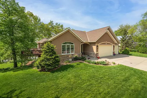 8623 Journey Ln, Savage, MN 55378
