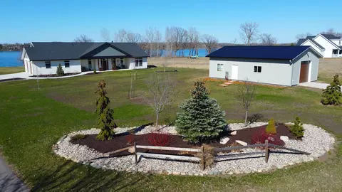 121 Lynn Rd, Ottertail, MN 56571