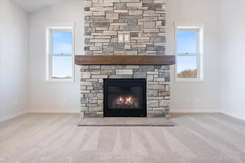 Living - 2124 21st Ave, Baldwin, WI 54002 photo 5 of 7