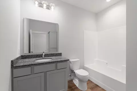 Bath - 2124 21st Ave, Baldwin, WI 54002 photo 1 of 6