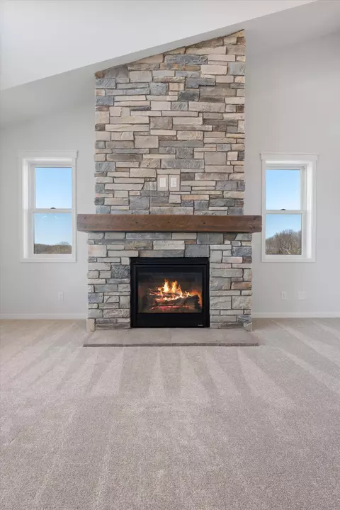 Living - 2124 21st Ave, Baldwin, WI 54002 photo 6 of 7