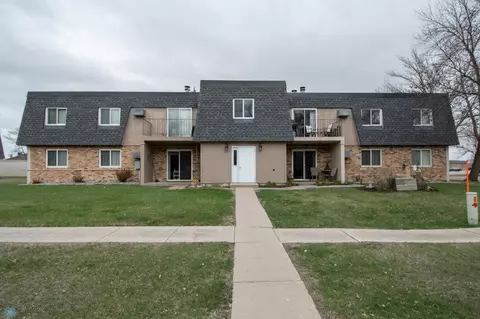 2333 Demores Dr S #6, Fargo, ND 58103