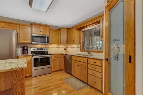 Kitchen - 21173 Westbrook Dr, Cold Spring, MN 56320 photo 3 of 3