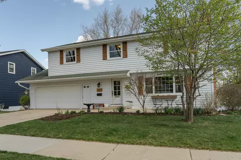 2317 23rd St NW, Rochester, MN 55901