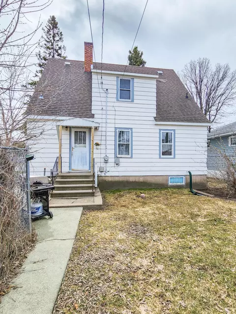 645 E James St, Ely, MN 55731 photo 3