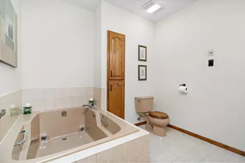 Bath - 10959 Xylon Ct, Champlin, MN 55316 photo 1 of 3