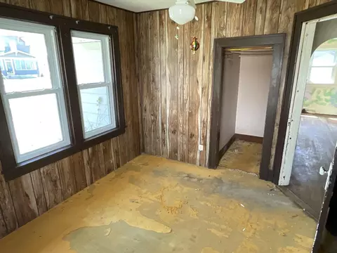 706 8th St SE, Austin, MN 55912 photo 9