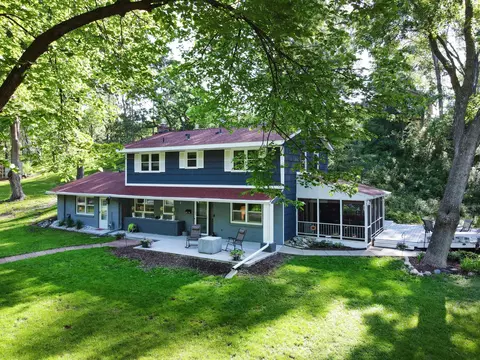 4719 Church Ln, Minnetonka, MN 55343