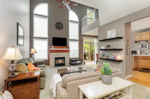 9369 Rath Pl, Eden Prairie, MN 55347