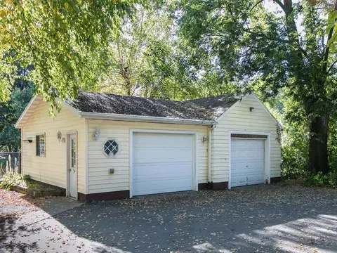 210 Wabasha St, Saint Peter, MN 56082 photo 4