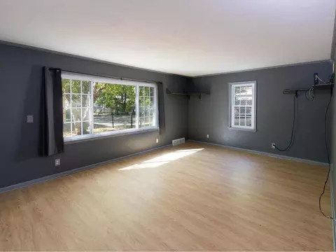 210 Wabasha St, Saint Peter, MN 56082 photo 10
