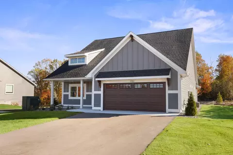 1782 Campfire Dr W, Waconia, MN 55387