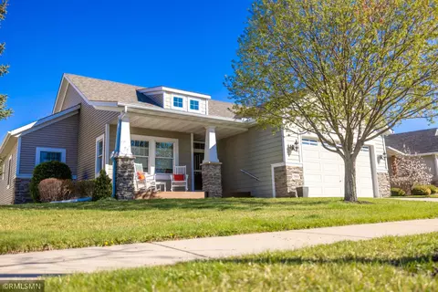 2604 Oak Lawn Dr, Northfield, MN 55057