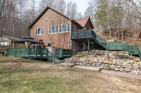 815 200th St, Osceola, WI 54009