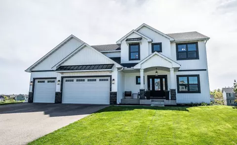 212 Tower Ave, Dundas, MN 55019