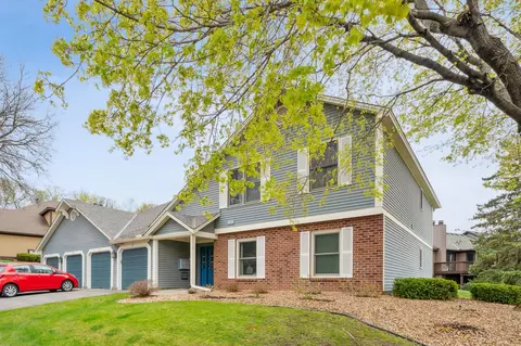5281 Balmoral Ln, Bloomington, MN 55437