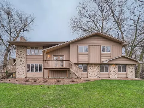 1310 Louisiana Ave N, Golden Valley, MN 55427