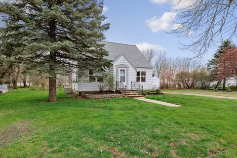1211 3rd Ave, Brewster, MN 56119