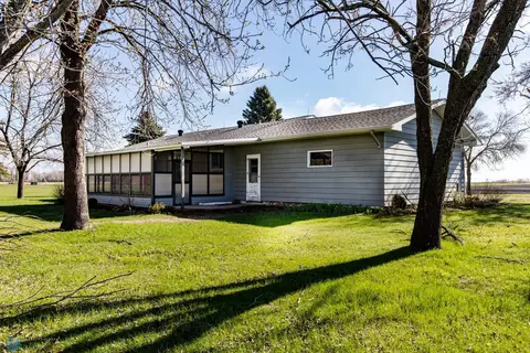 13618 57th St SE, Enderlin, ND 58027 photo 4