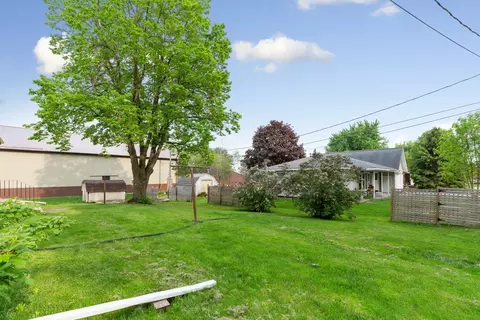 305 7th Ave W, Ellendale, MN 56026 photo 4