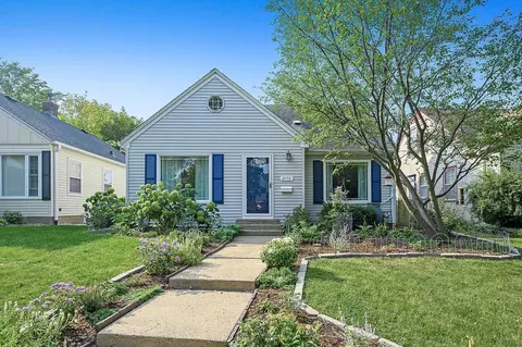 2170 Pinehurst Ave, Saint Paul, MN 55116