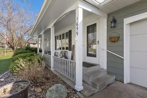 1659 Buckingham Path, Faribault, MN 55021 photo 2