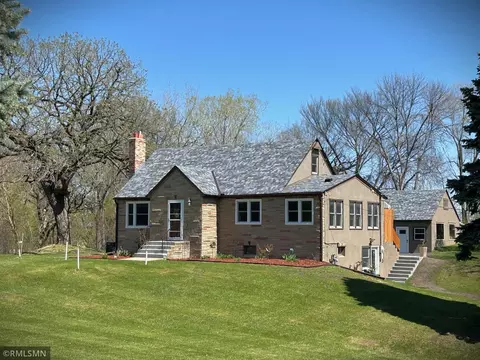 5982 Cahill Ave, Inver Grove Heights, MN 55076