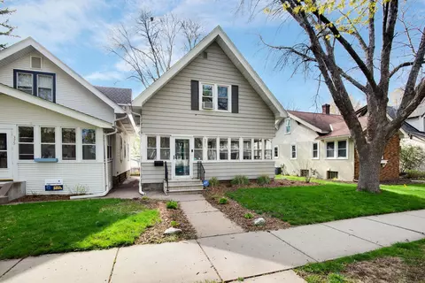371 Warwick St, Saint Paul, MN 55105