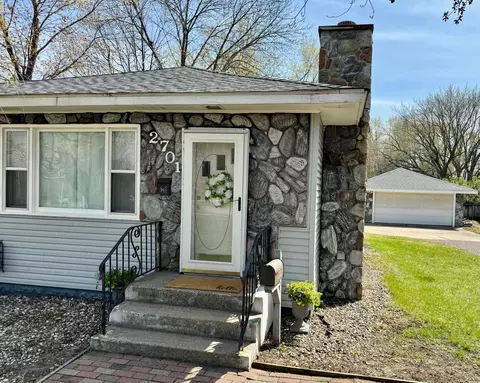 2701 W Old Shakopee Rd, Bloomington, MN 55431