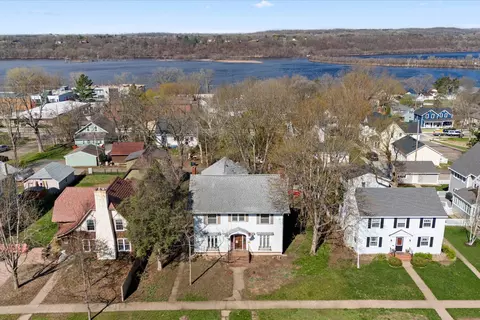 817 3rd St, Hudson, WI 54016 photo 8