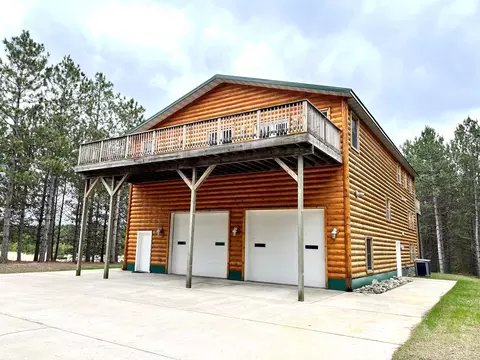 23700 Wilderness Dr, Verndale, MN 56481