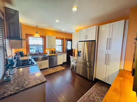 320 Pine St, Red Wing, MN 55066 photo 2