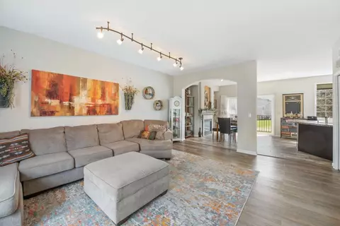2537 Eagle Trace Ln #19, Woodbury, MN 55129
