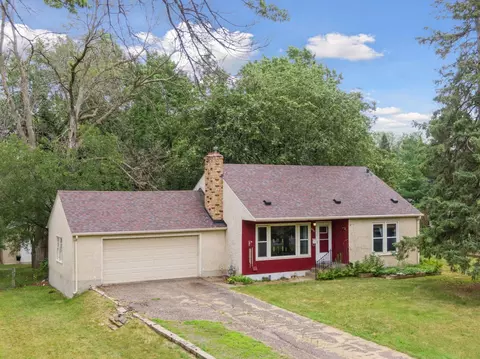 6437 Dellwood Dr NE, Fridley, MN 55432