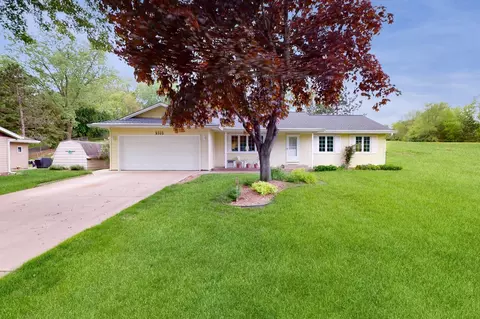 8306 Isleton Ct S, Cottage Grove, MN 55016