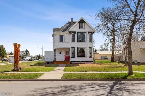 529 Main St E, Mayville, ND 58257