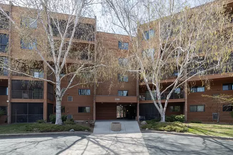 3300 Louisiana Ave S #524, Saint Louis Park, MN 55426