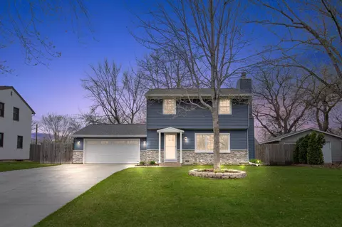 355 104th Ln NE, Blaine, MN 55434