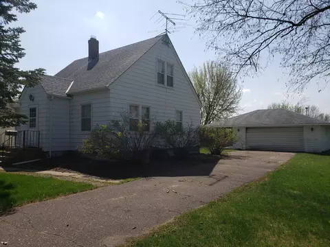 237 4th Ave NE, Cambridge, MN 55008 photo 2