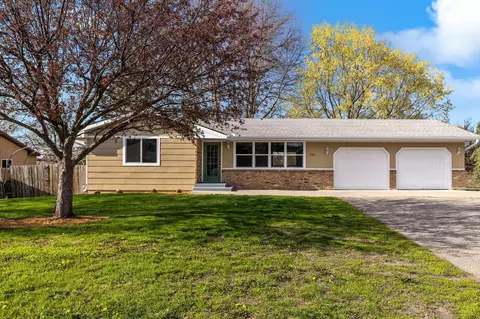 750 Rockford Ave E, Delano, MN 55328